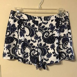 Forever 21 Blue Paisley Pattern Shorts; Size Small